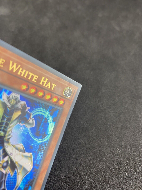 Yugioh Cyberse White Hat YS18-EN004 Ultra Rare 1st Edition LP - Minor Crease