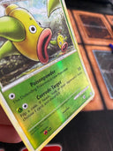 Pokemon Weepinbell 53/102 Triumphant Reverse Holo MP-LP