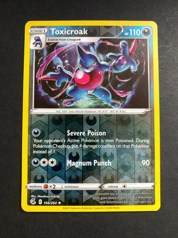 Pokemon Toxicroak 166/264 Fusion Strike Reverse Holo NM
