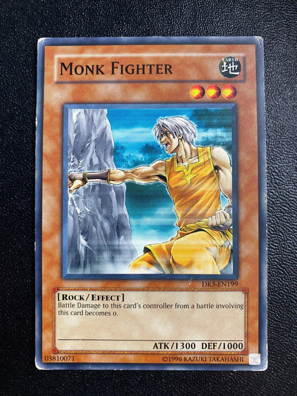 Yugioh Monk Fighter DR3-EN199 Common Unlimited Edition HP