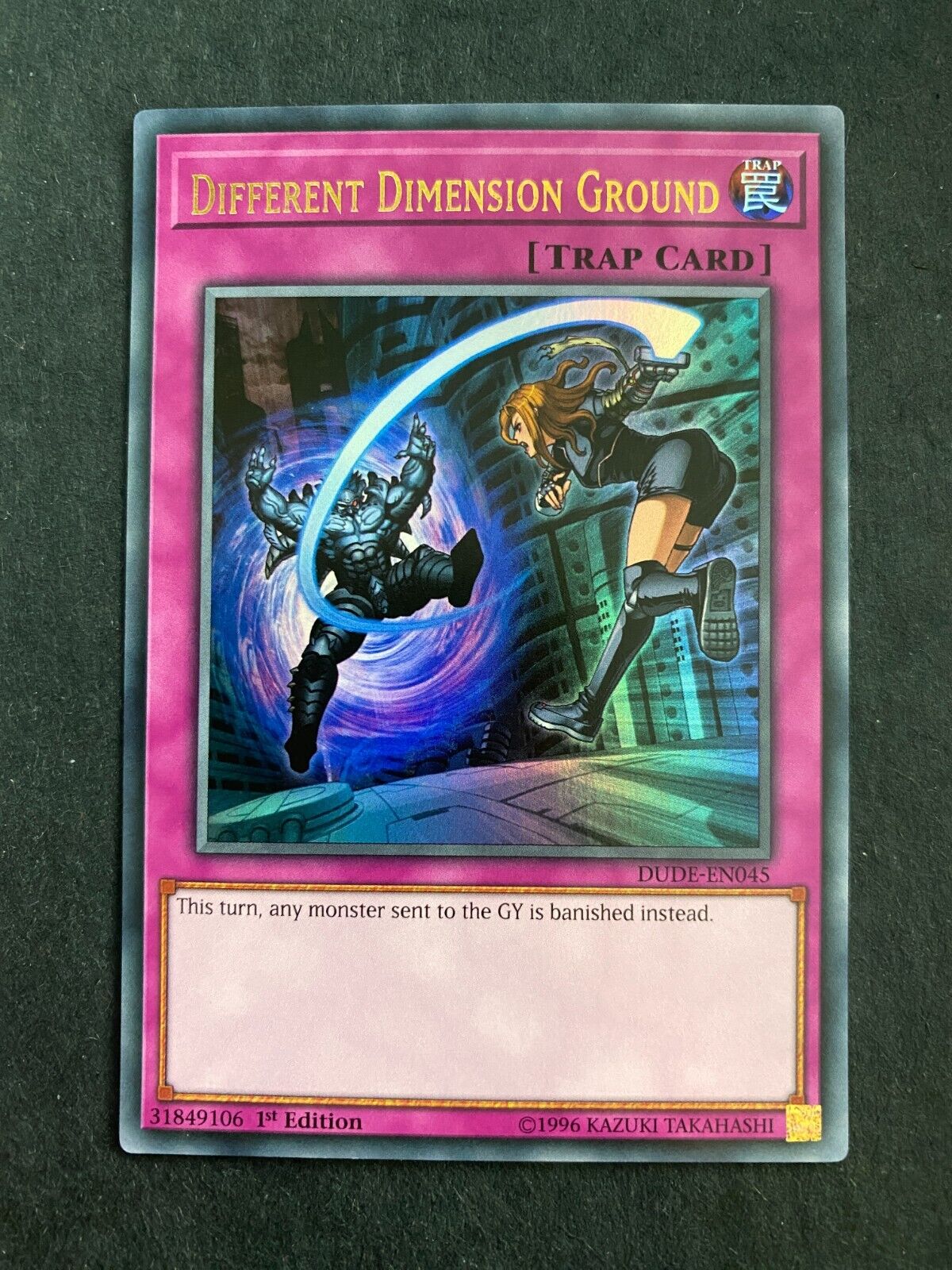 Yugioh Different Dimension Ground DUDE-EN045 Ultra Rare 1st Edition LP