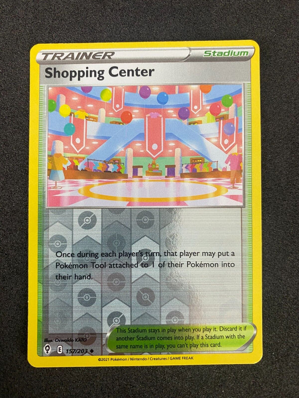 Pokemon Shopping Centre 157/203 Evolving Skies Reverse Holo LP