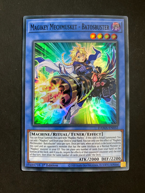 Yugioh Magikey Mechmusket - Batosbuster DAMA-EN032 Super Rare 1st Edition NM