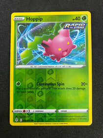 Pokemon Hoppip 002/203 Evolving Skies Reverse Holo NM