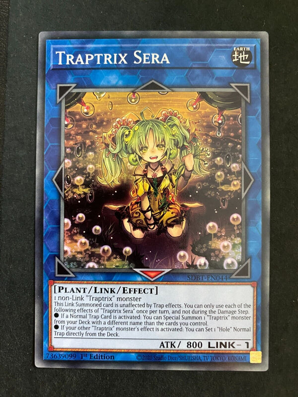 Yugioh Traptrix Sera SDBT-EN044 Common 1st Edition NM