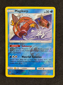 Pokemon Magikarp 17/111 Crimson Invasion Reverse Holo NM-MINT