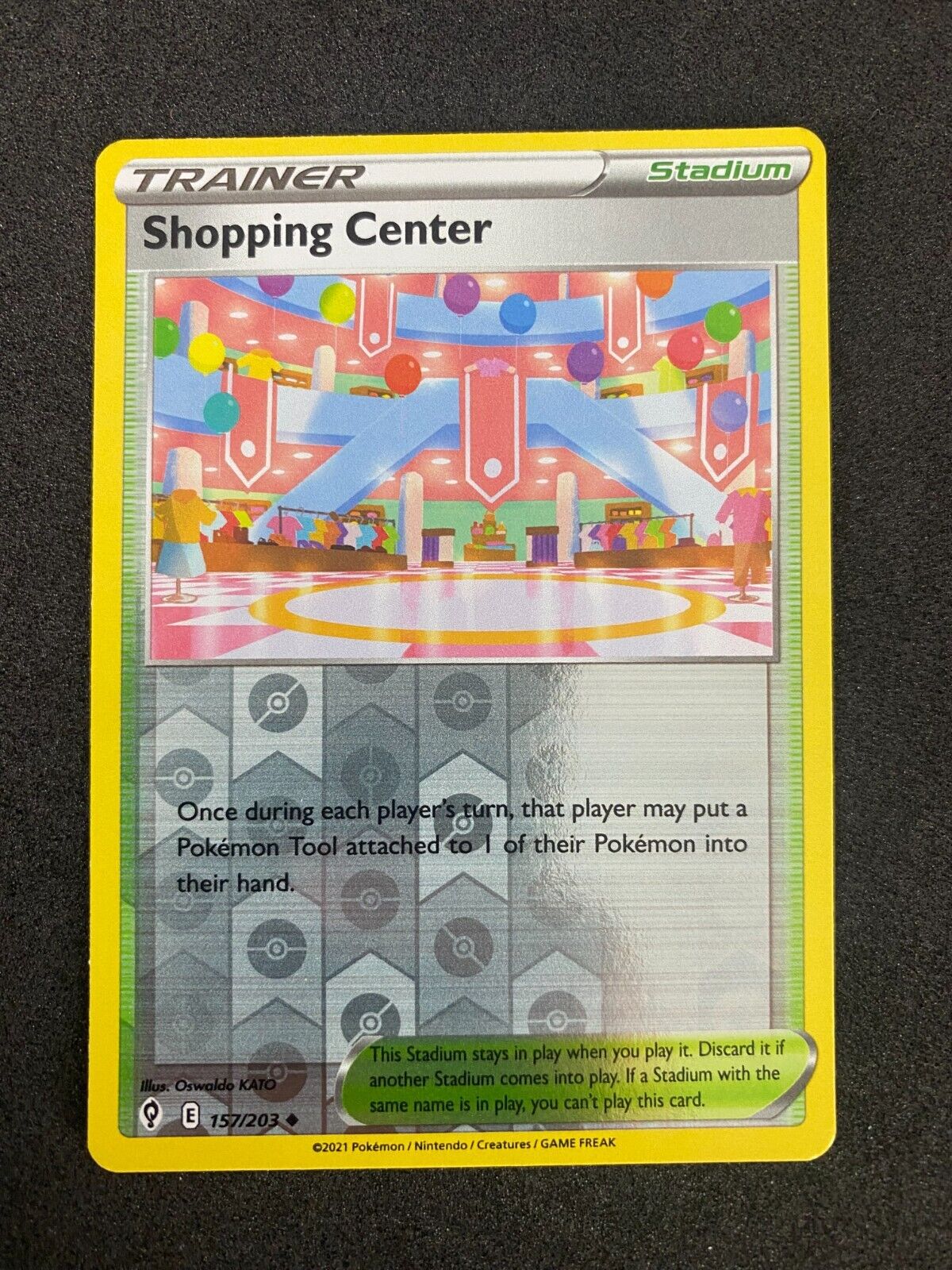 Pokemon Shopping Centre 157/203 Evolving Skies Reverse Holo VLP