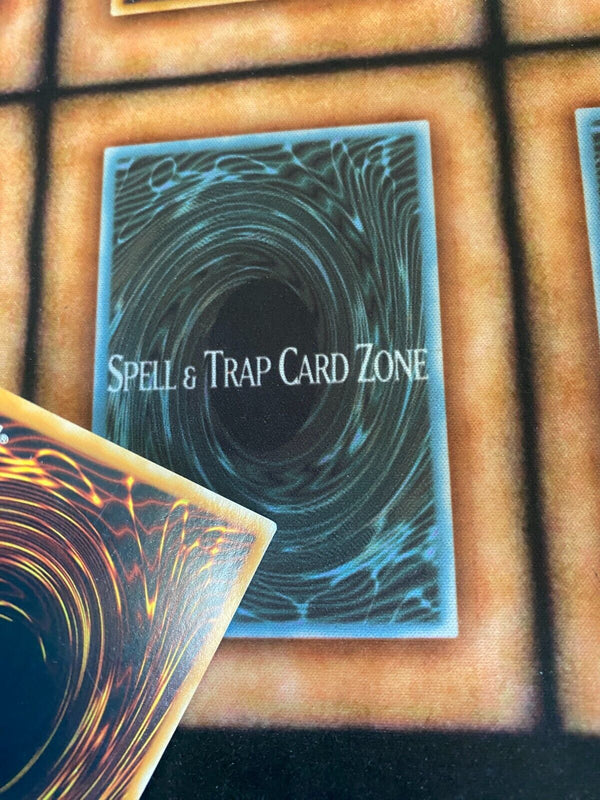 Yugioh Familiar-Possessed - Eria SDCH-EN038 Ultra Rare (Alternate Art) 1st Ed MP