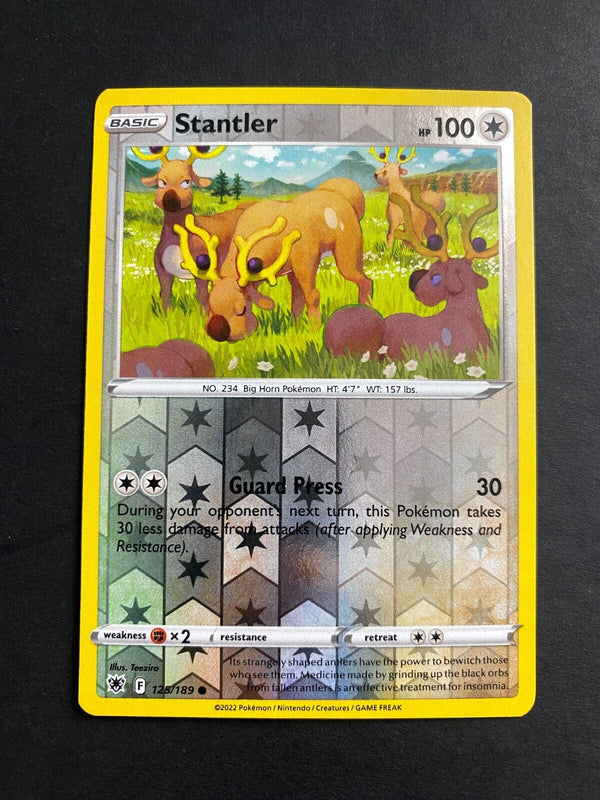 Pokemon Stantler 125/189 Astral Radiance Reverse Holo NM