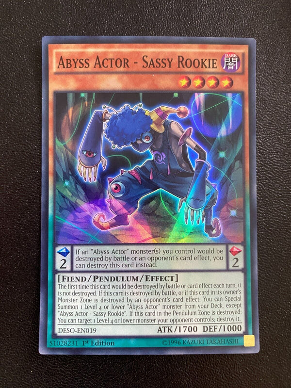 Yugioh Abyss Actor - Sassy Rookie DESO-EN019 Super Rare 1st Edition NM