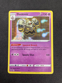 Pokemon Dusknoir 071/185 Vivid Voltage Holo NM