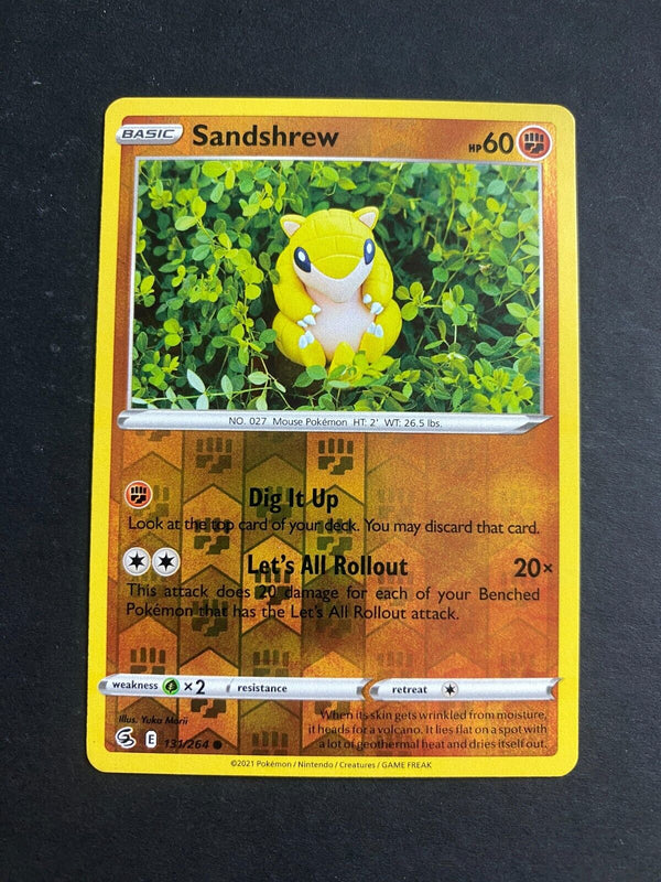 Pokemon Sandshrew 131/264 Fusion Strike Reverse Holo NM