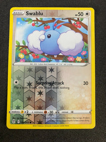 Pokemon Swablu 132/203 Evolving Skies Reverse Holo NM