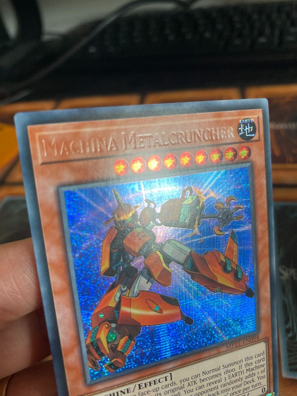 Yugioh Machina Metalcruncher MP21-EN094 Misprint - No Name/Inprint 1st Ed NM/MIN