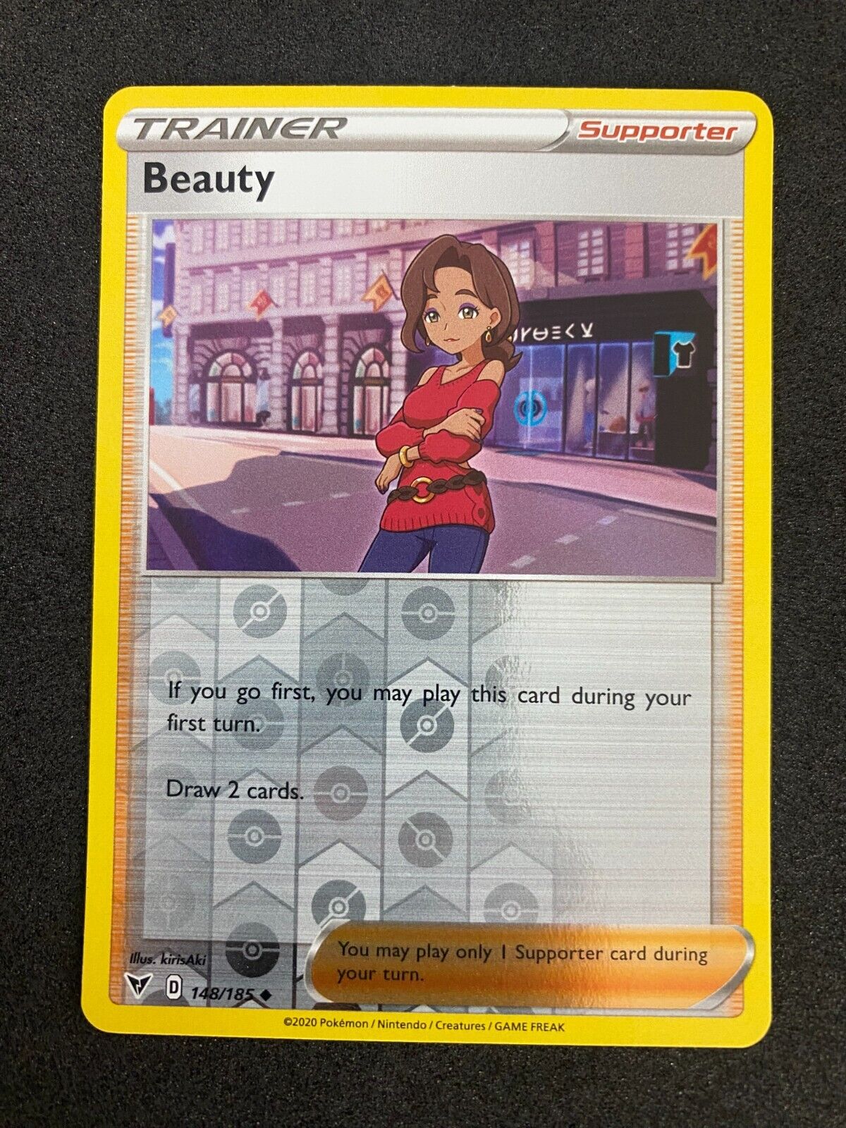 Pokemon Beauty 148/185 Vivid Voltage Reverse Holo NM