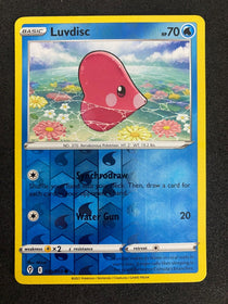 Pokemon Luvdisk 039/203 Evolving Skies Reverse Holo NM