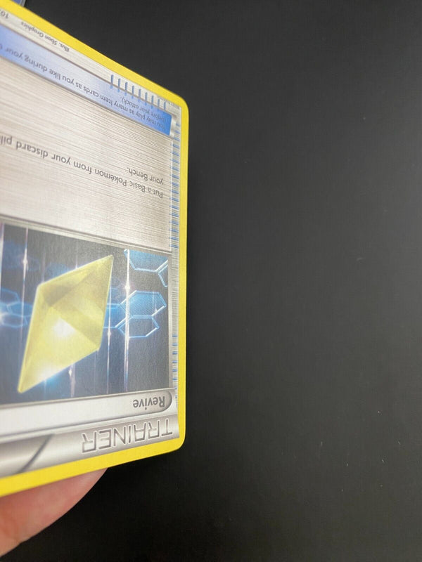 Pokemon Revive 102/114 Black White Base Non Holo BEND