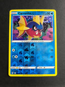 Pokemon Carvanha 035/203 Evolving Skies Reverse Holo LP/NM