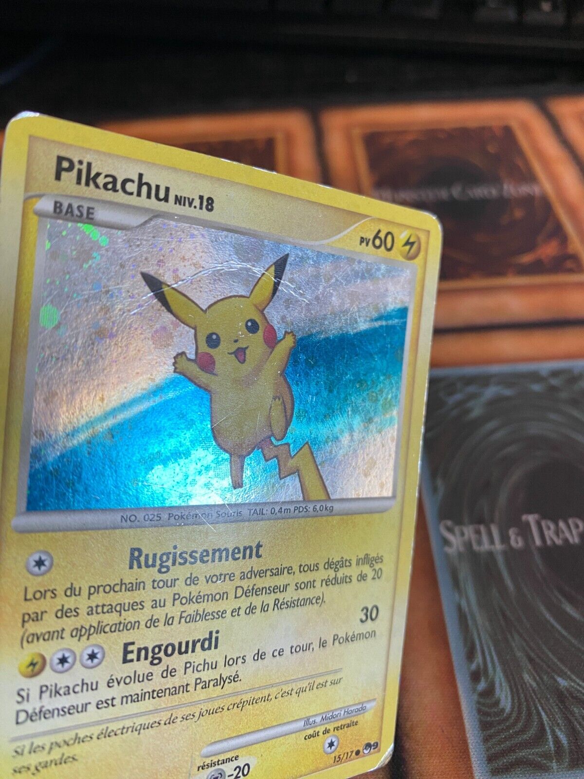 Pokemon Pikachu 15/17 Pop Series 9 Holo (French) DAMAGED/HP