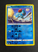 Pokemon Tentacool 026/203 Evolving Skies Reverse Holo LP/NM
