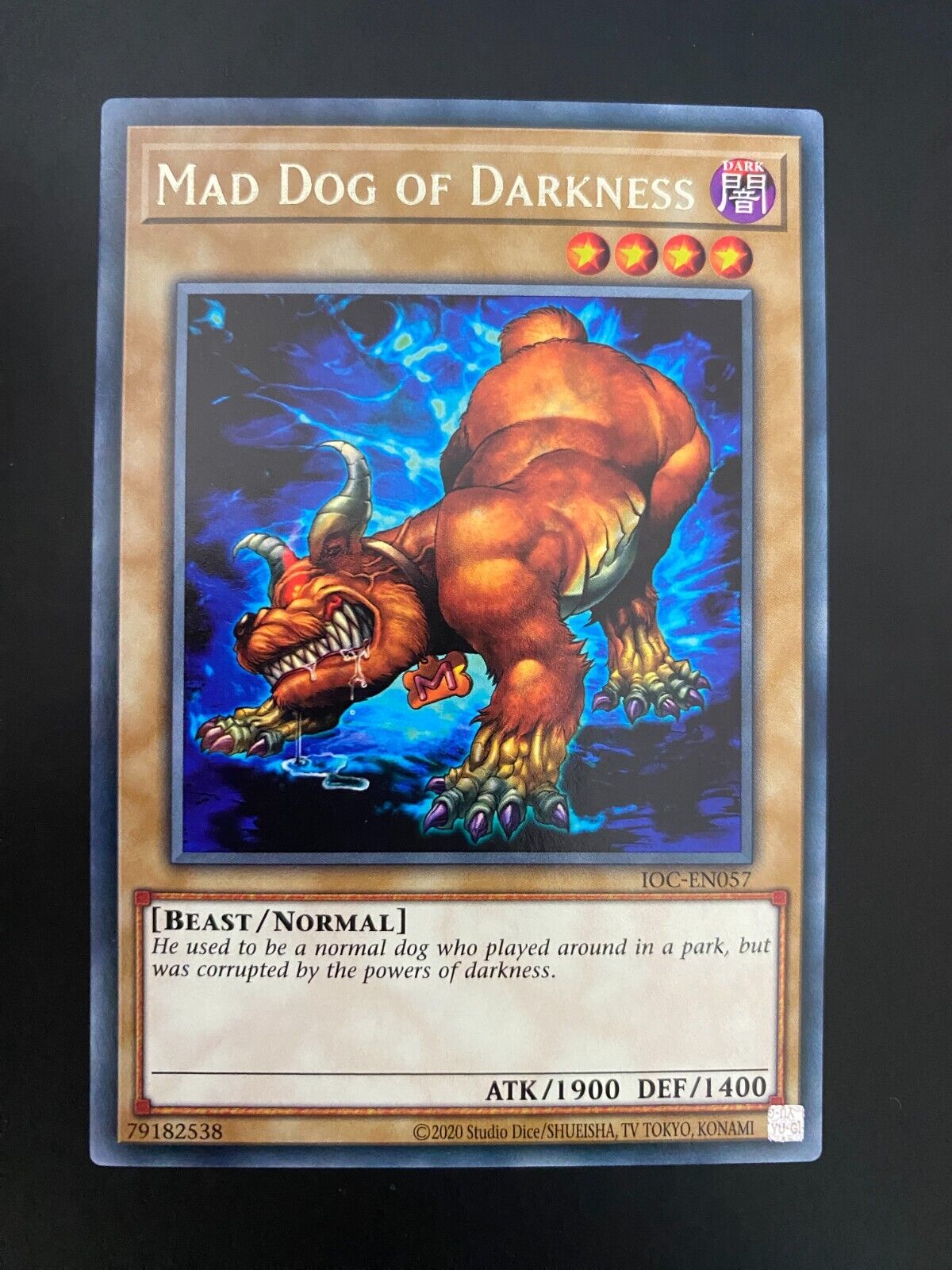 Yugioh Mad Dog of Darkness IOC-EN057 Rare Unlimited Edition NM/MINT