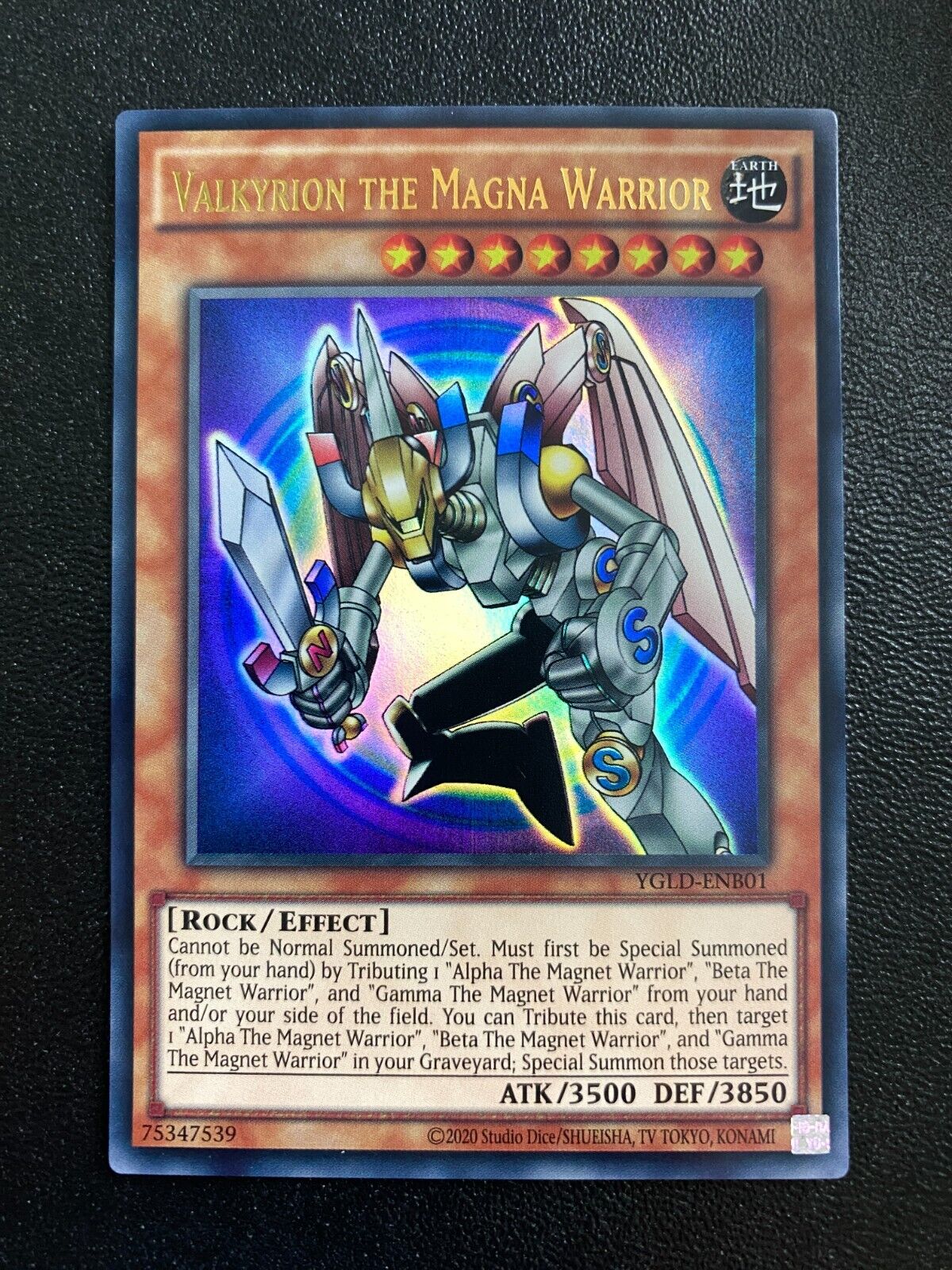 Yugioh Valkyrion the Magna Warrior YGLD-ENB01 Ultra Rare Unlimited Ed VLP/NM