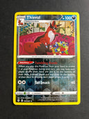 Pokemon Thievul 105/203 Evolving Skies Reverse Holo LP/NM