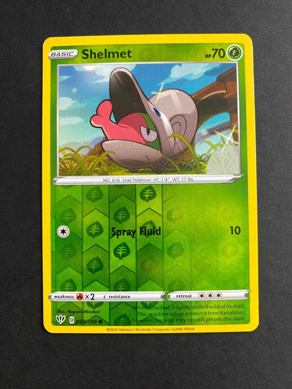 Pokemon Shelmet 009/189 Darkness Ablaze Reverse Holo NM