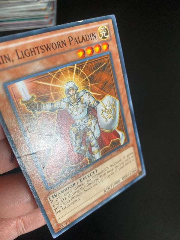 Yugioh Jain, Lightsworn Paladin SDLI-EN007 Common 1st Edition Heavily Played (1)