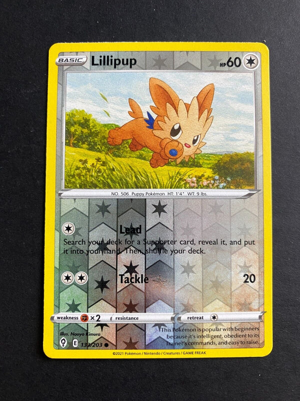 Pokemon Lillipup 133/203 Evolving Skies Reverse Holo LP/NM