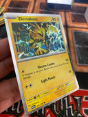 Pokemon Electabuzz 125/165 Pokemon 151 cosmos holo NM/MINT