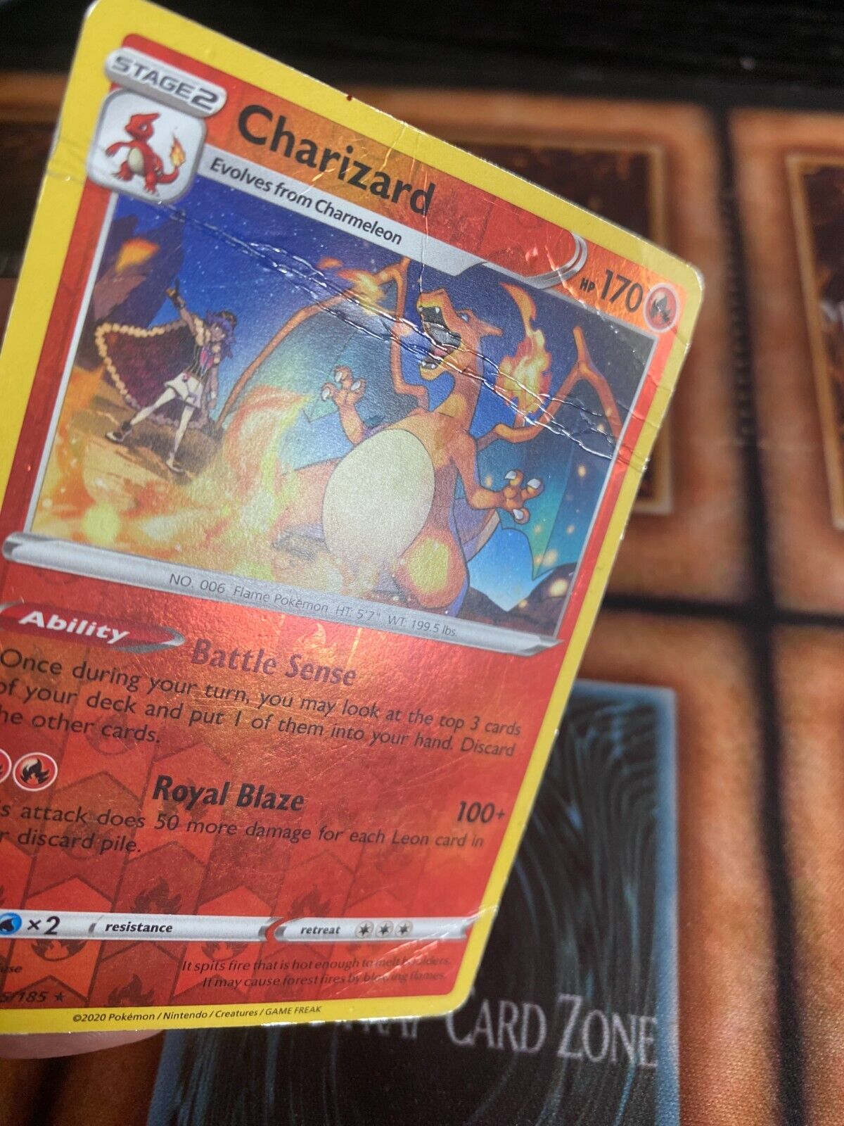 Pokemon Charizard 025/185 Vivid Voltage Reverse Holo DAMAGED