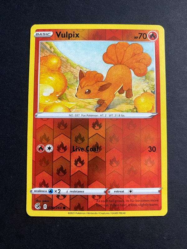 Pokemon Vulpix 028/264 Fusion Strike Reverse Holo NM