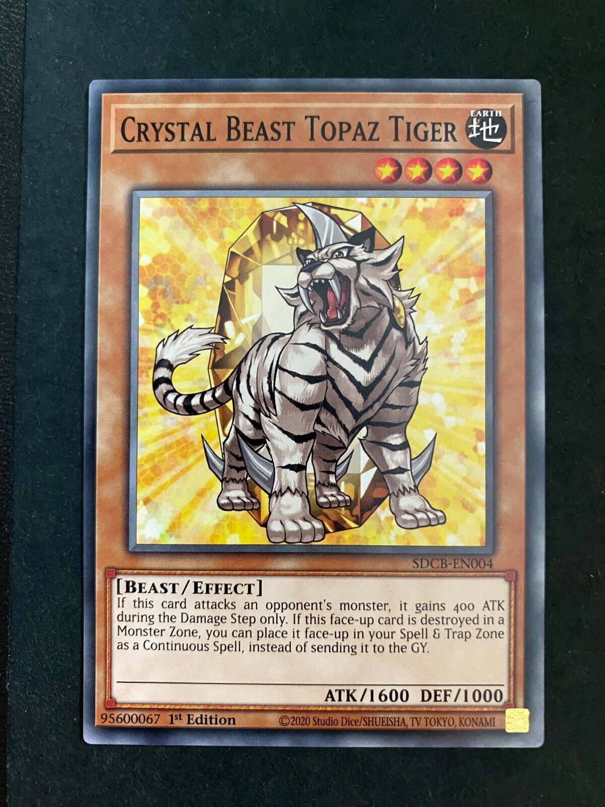 Yugioh Crystal Beast Topaz Tiger SDCB-EN004 Common 1st Edition NM