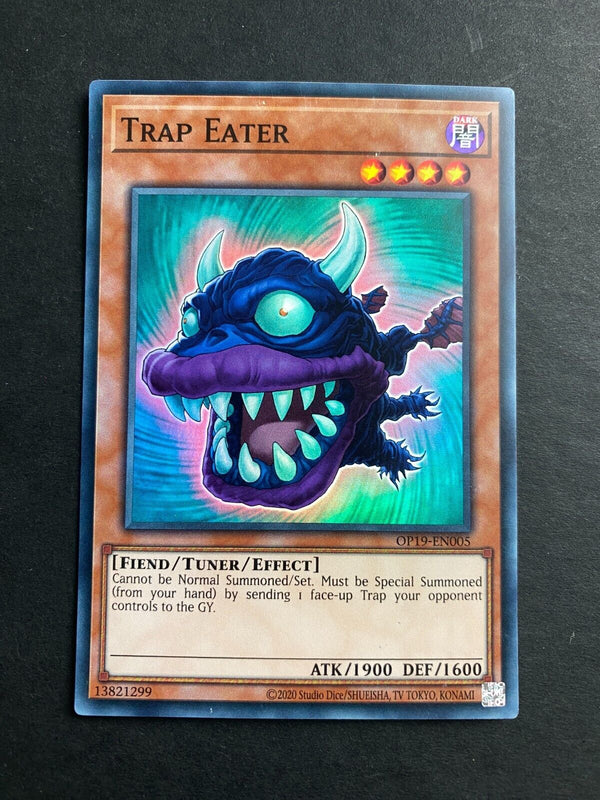 Yugioh Trap Eater OP19-EN005 Super Rare Unlimited Edition MP/LP