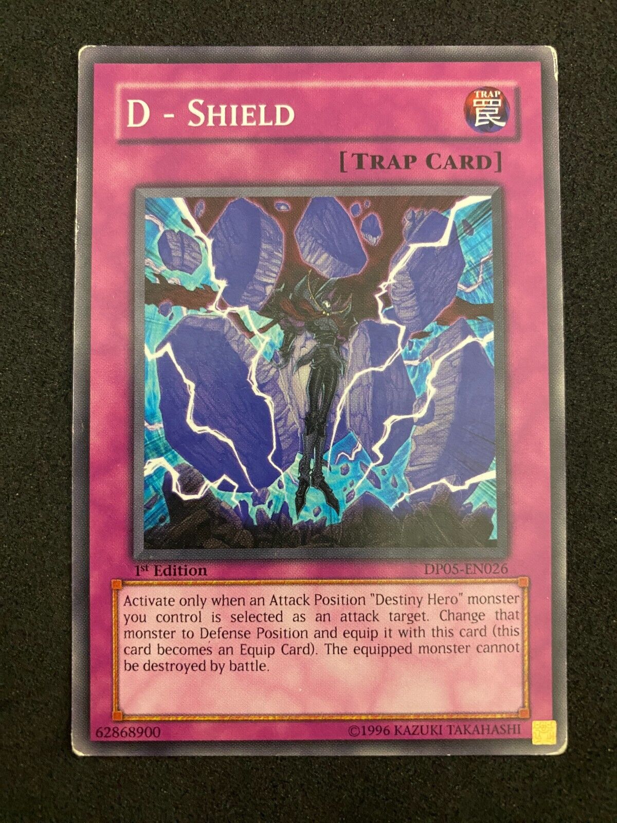 Yugioh D - Shield DP05-EN026 1st Edition Common MP-LP