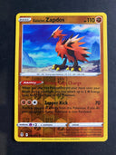 Pokemon Galarian Zapdos 082/203 Evolving Skies Reverse Holo LP/NM