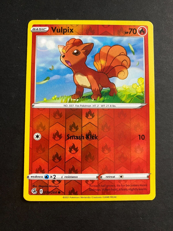 Pokemon Vulpix 029/264 Fusion Strike Reverse Holo NM
