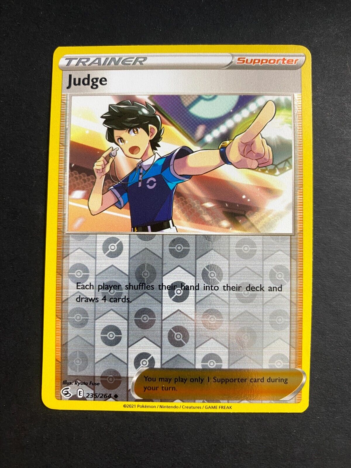 Pokemon Judge 235/264 Fusion Strike Reverse Holo NM