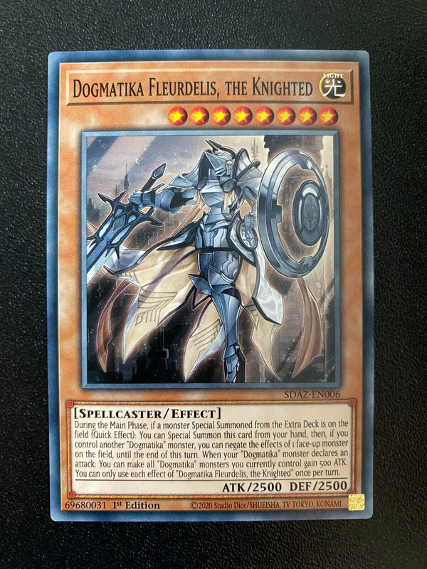 Yugioh Dogmatika Fleurdelis, the Knighted SDAZ-EN006 Common 1st Edition NM