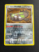 Pokemon Galarian Stunfisk 125/185 Vivid Voltage Reverse Holo NM