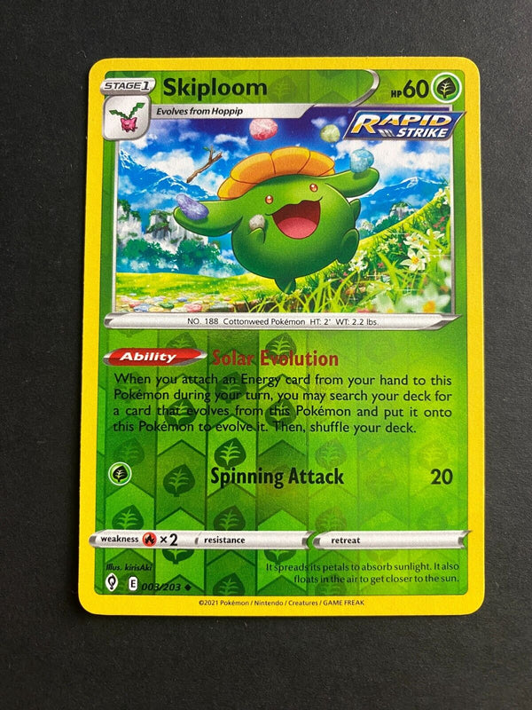 Pokemon Skiploom 003/203 Evolving Skies Reverse Holo LP/NM