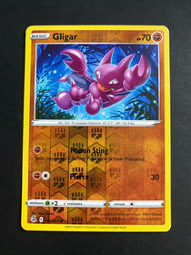 Pokemon Gligar 140/264 Fusion Strike Reverse Holo NM