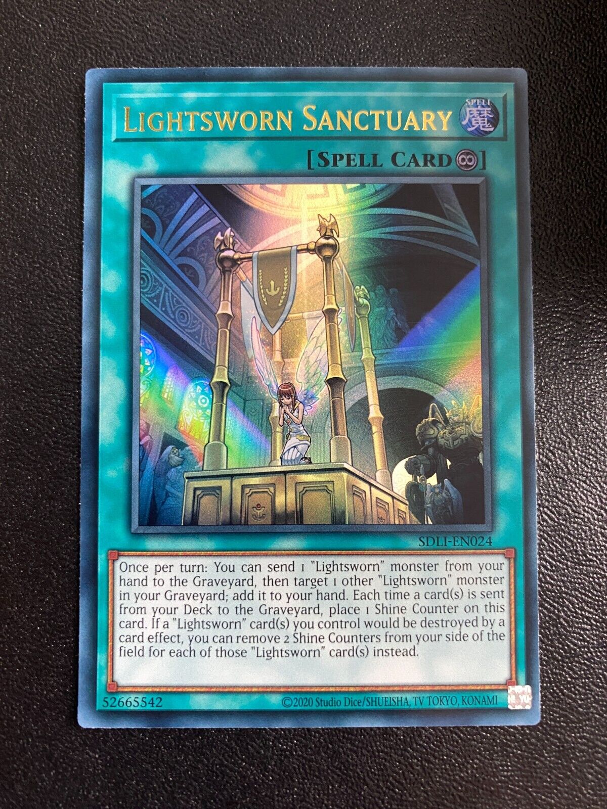 Yugioh Lightsworn Sanctuary SDLI-EN024 Ultra Rare Unlimited Edition NM