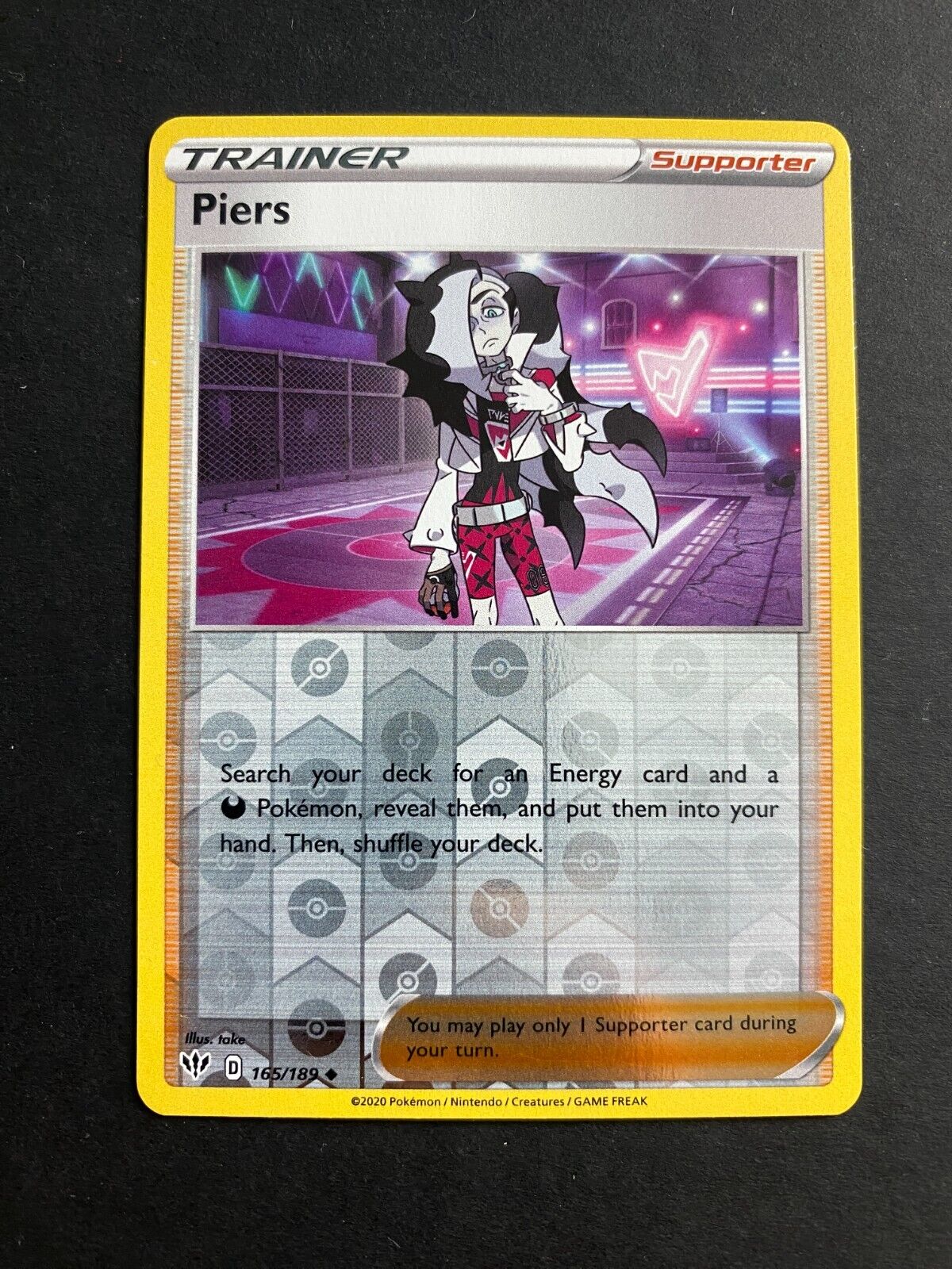 Pokemon Piers 165/189 Darkness Ablaze Reverse Holo NM