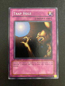 Yugioh Trap Hole 5DS1-EN036 Common 1st Edition NM