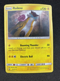 Pokemon Raikou 32/73 Shining Legends Cracked Ice Holo Rare HP