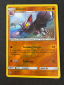 Pokemon Gliscor 68/145 Guardians Rising Reverse Holo NM