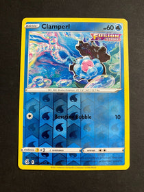 Pokemon Clamperl 065/264 Fusion Strike Reverse Holo NM