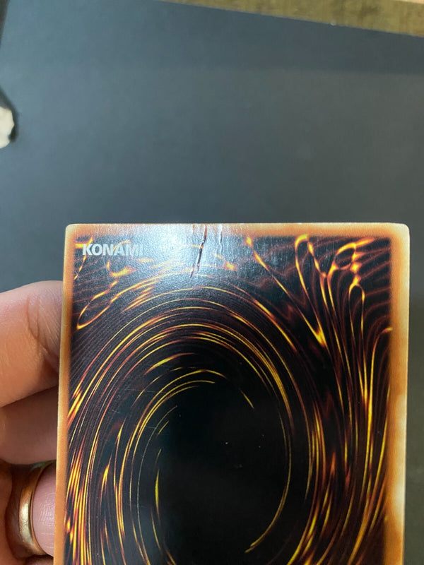 Yugioh Gladiator Beast Torax GLAS-EN081 Super Rare 1st Edition MP